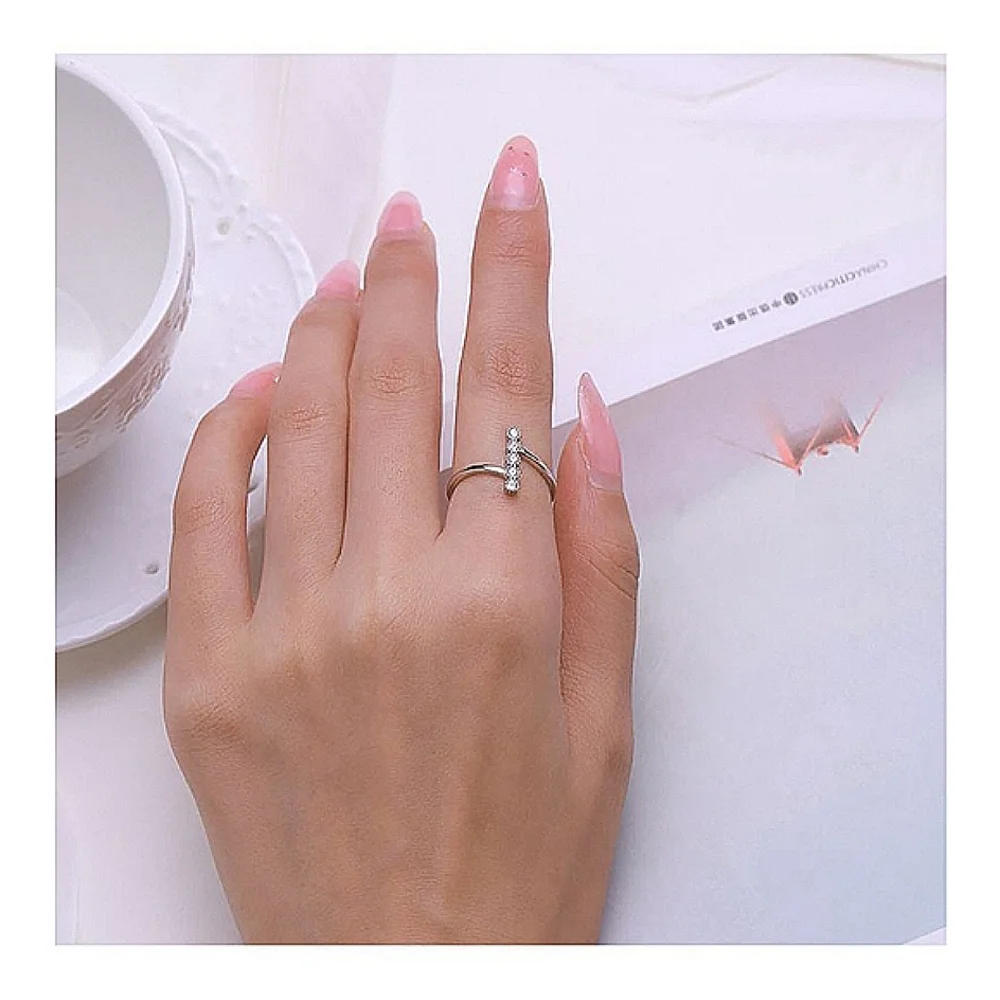 NEW Women's Bezel Set Simulated Diamond Platinum-Plated S925‎ Band Ring, 6